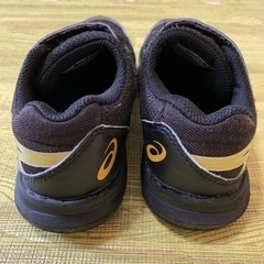 asics キッズスニーカー 17.5㌢の画像