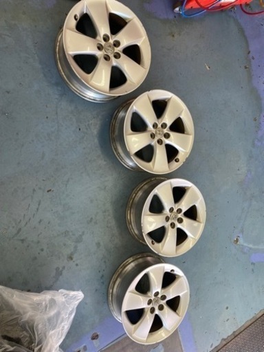 30プリウス 純正17インチ　ツーリングホイール