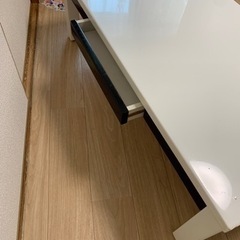 テーブルの画像