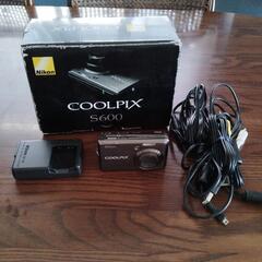 カメラ  Nikon クールピクスの画像