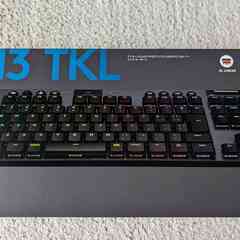 ほぼ新品のゲーミングキーボード　ロジクール　(Logicool) G913TKL