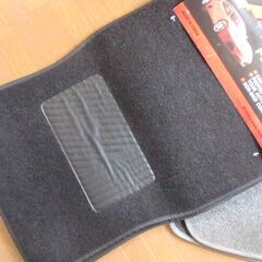 カーマット4枚黒　未使用保管品