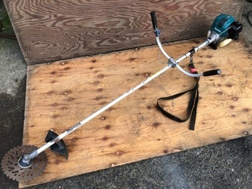 マキタ　エンジン式　刈払機　4スト