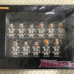 ルーキーズ フィギュア付目覚まし時計