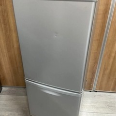 🉐Panasonic 冷蔵庫 NR-B14AW 2018年製 138L シルバー🎶🟥