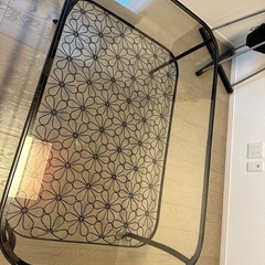 IKEA ガラステーブル 花柄(KLINGSBO)