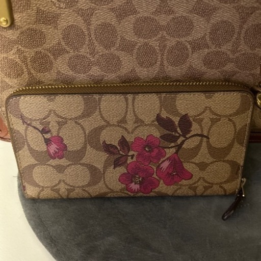 coachコーチ　長財布