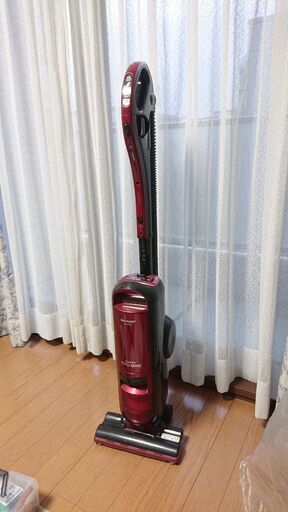 【値下げ】シャープ製サイクロンスティック掃除機