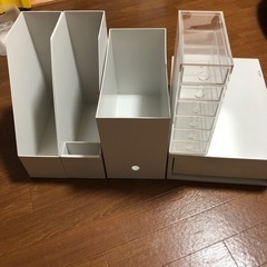 無印　ポリプロピレンボックス、引き出しなど