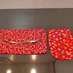 【和装用バッグ＆巾着！】赤のちりめんに小花模様がかわいい！