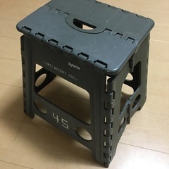 折りたたみチェア　脚立　ステップ