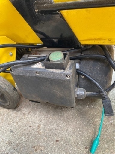 電動油圧式薪割り機　5トン