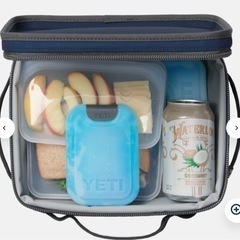 YETI ランチボックス　保冷バッグ　防水の画像