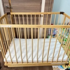 布団付きfarskaファルスカ　ベビーベッド　木製　ナチュラルカラー