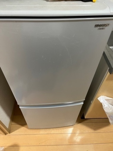 【値下げ！市場より安い！】シャープ冷蔵庫