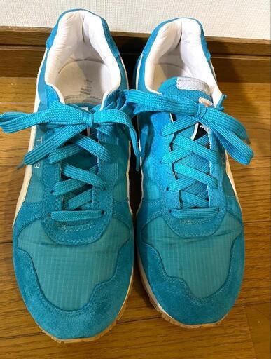 お話中☆　PUMA　スニーカー　エメラルドブルー色　ターコイズブルー