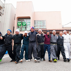 【経験者優遇】塗装スタッフ☆ 元請けなのでのびのび！技術がある人は月給45万も可能です！社用車の貸与も有り☆の画像
