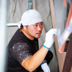 【経験者優遇】塗装スタッフ☆ 元請けなのでのびのび！技術がある人は月給45万も可能です！社用車の貸与も有り☆の画像