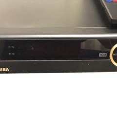 TOSHIBA VARDIA 地上・BS・110度CSデジタルチューナー搭載ハイビジョンレコーダー HDD1TB RD-E1004Kの画像
