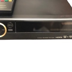 TOSHIBA VARDIA 地上・BS・110度CSデジタルチューナー搭載ハイビジョンレコーダー HDD1TB RD-E1004Kの画像