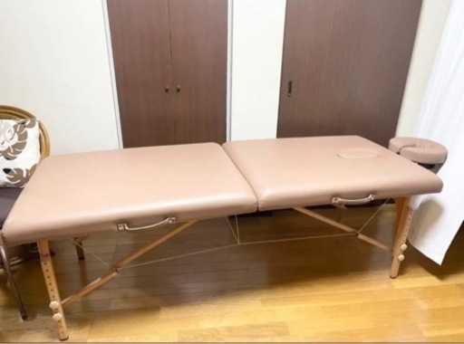 施術用ベッド