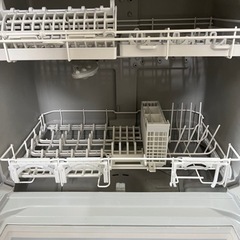 Panasonic パナソニック 食器洗い乾燥機　NP-TH4-Cの画像
