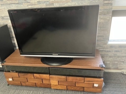 沢山ありがとうございました。決まりました。テレビ　パナソニック　お洒落なテレビ台付き