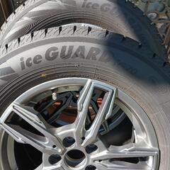 1シーズン使用のスタッドレスタイヤの画像