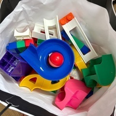 知育　ブロック組み立てピタゴラスイッチ