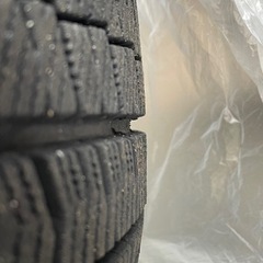 1シーズン使用　スタッドレスタイヤ　195/65R15の画像