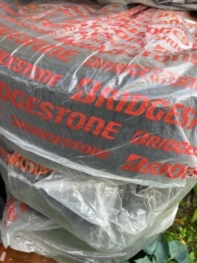 1シーズン使用　スタッドレスタイヤ　195/65R15