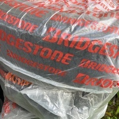 1シーズン使用　スタッドレスタイヤ　195/65R15