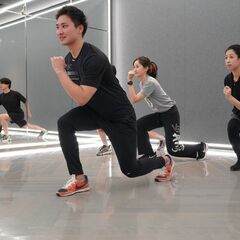 7/8 くびれ・腹筋も手に入る！正しいフォームでスクワット攻略＆...