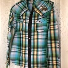 ほぼ新品❗️シャツ上着（Beach Sound）厚手なので上着と...