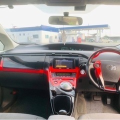トヨタ プリウス ハイブリッド Sグレード (ZVW30)の画像