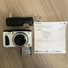 決まりました【カメラ】FUJI FILM FinePix F1000EXR White