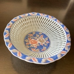 有田焼　菓子鉢　琴峰窯　編目焼　透かし模様　牡丹柄　
