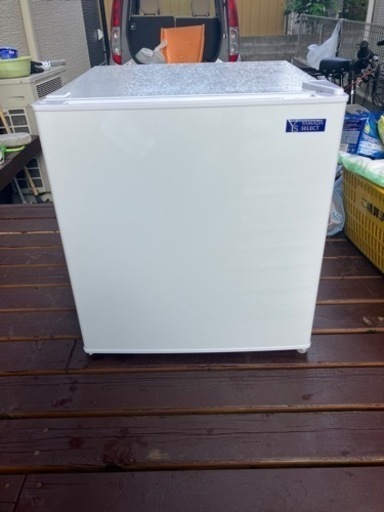 ヤマダ電機　小型冷蔵庫　美品