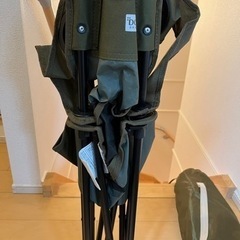 【お値下げしました】②DCM アーム付きスリムチェア/21N カーキ　1脚のみの画像