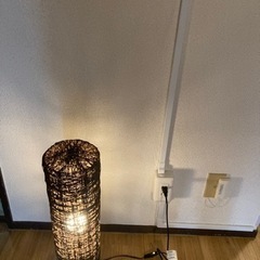 照明 置型 おしゃれ リビング 寝室の画像