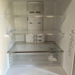 商談中　2010年製　SANYO冷蔵庫255L  の画像