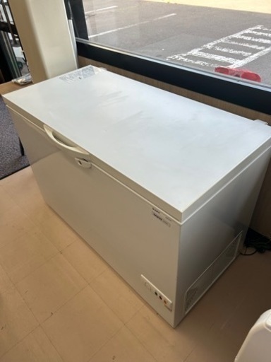 美原店　サンヨー 業務用冷凍ストッカー・フリーザー 幅1265×奥650×高840 SCR-R36V・100V