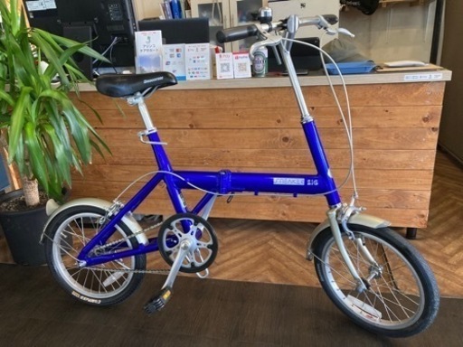 【ブリヂストンスニーカーライト・後輪タイヤ・後輪チューブ新品！】16インチ折りたたみ自転車　ブルー