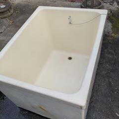 （お話中）風呂桶　水槽