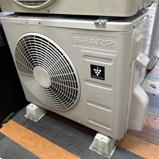 SHARP 冷暖房エアコン　交渉中です2.2k 標準の設置まで致します。