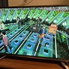 32型液晶テレビ美品すごく軽い