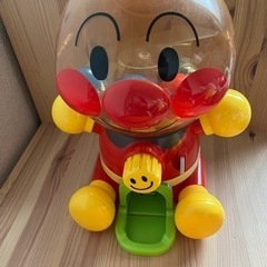 アンパンマン 知育玩具 ガチャガチャ 音あり