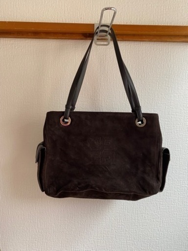 【GIVENCHY スウェードバッグ】