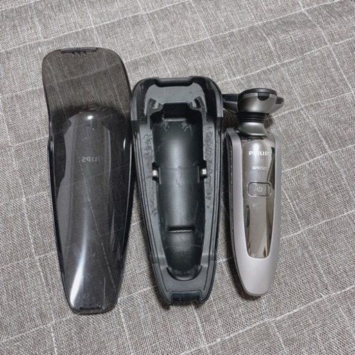 PHILIPS シェイバー ほぼ未使用