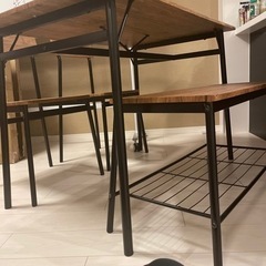 ダイニングテーブルセットの画像